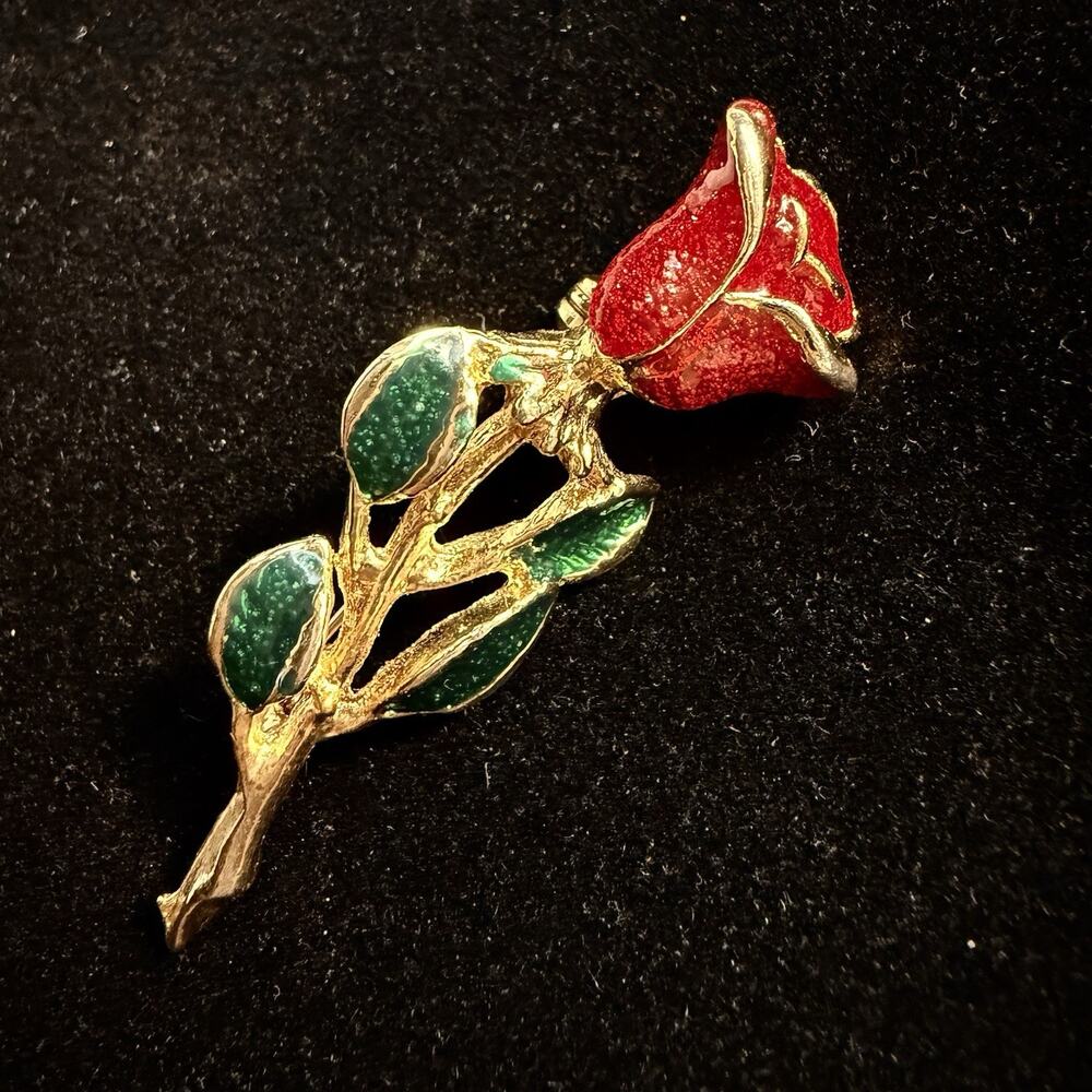 Vintage Single GOLD TONE Red Green Enamel Rose Pin Brooch 2” Valentine’s Day